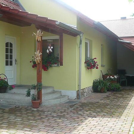 Appartement Landurlaub In Schiebsdorf à Kasel-Golzig Extérieur photo